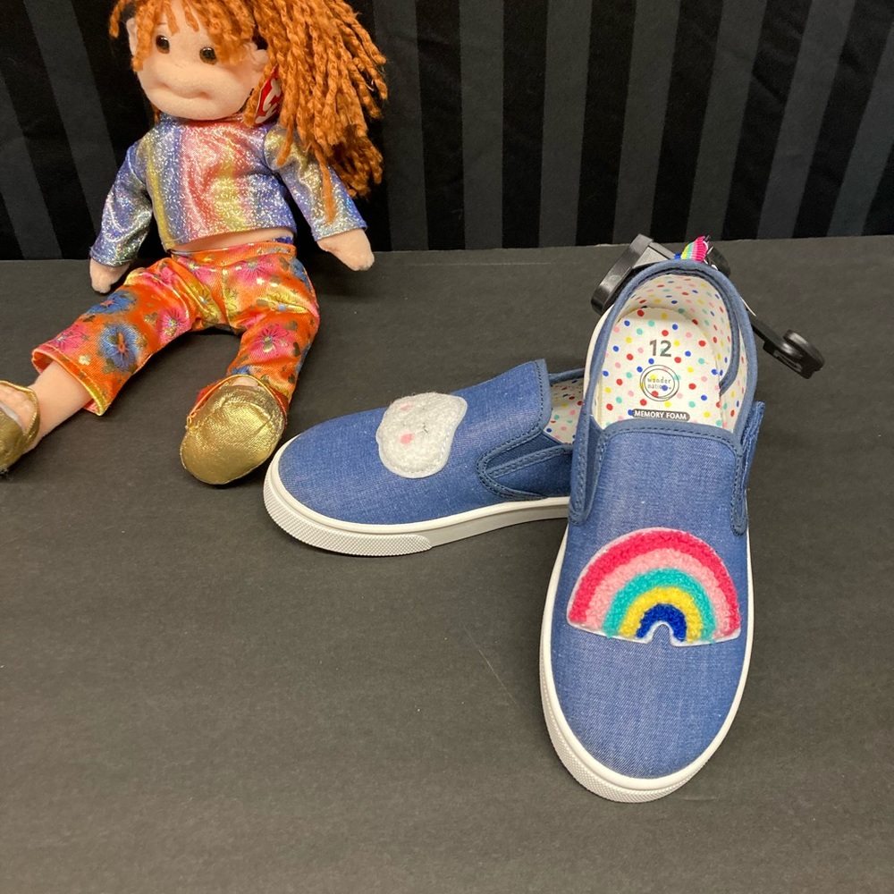 Girls casual loafer